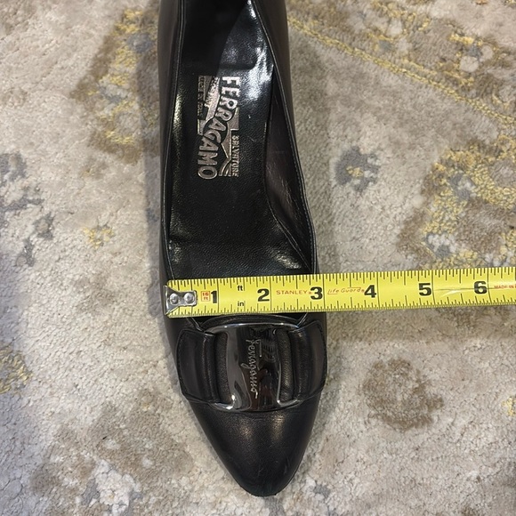 Ferragamo Black Leather Heel Shoes Silver Buckle Logo - Picture 16 of 16